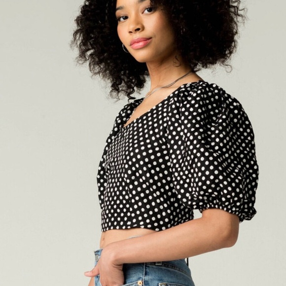 Free People Polka Dot Puff Sleeve Crop Top Blouse Womens Size 2 Black White - Picture 4 of 9
